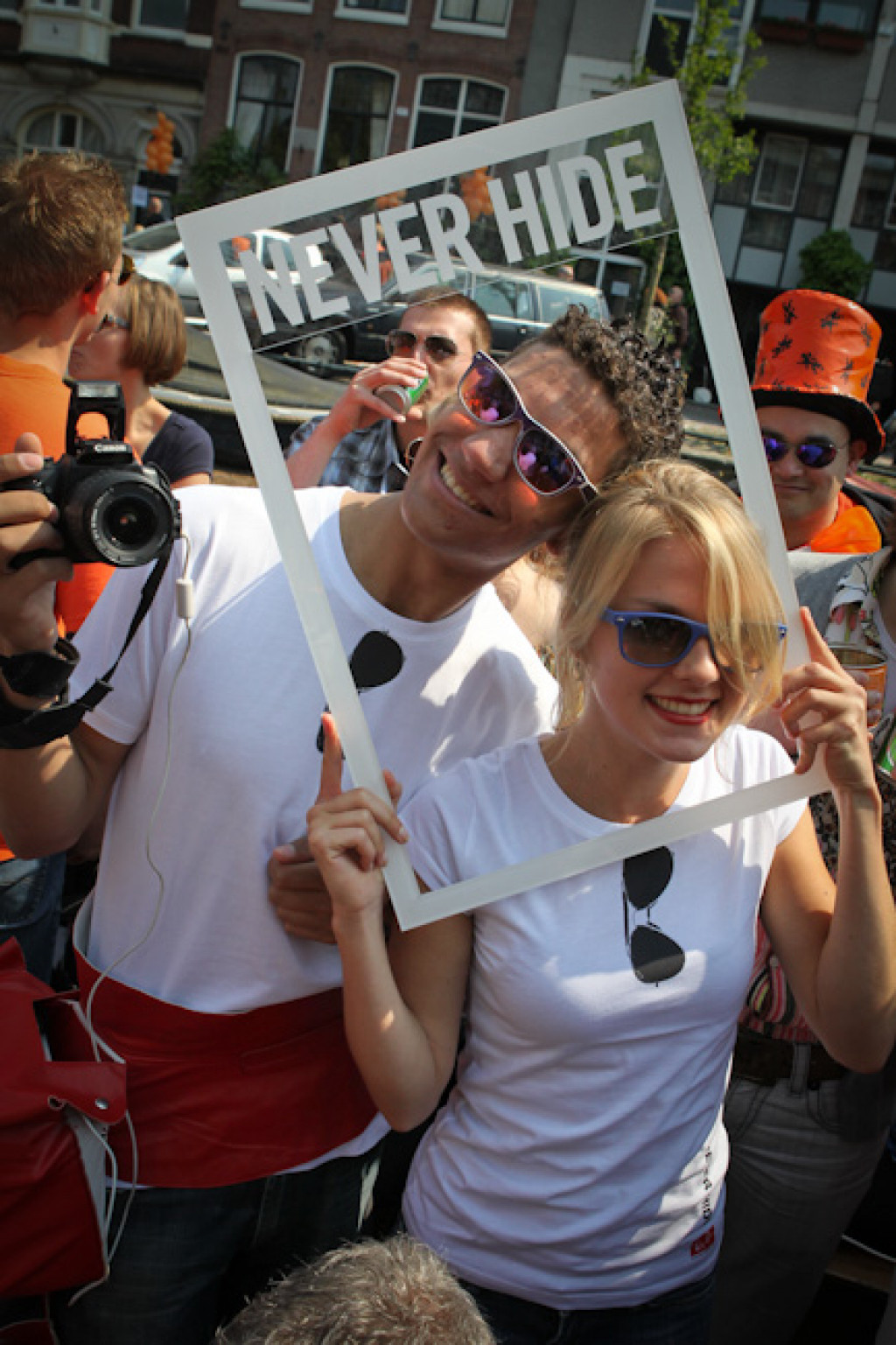 NEVER HIDE on Queensday!